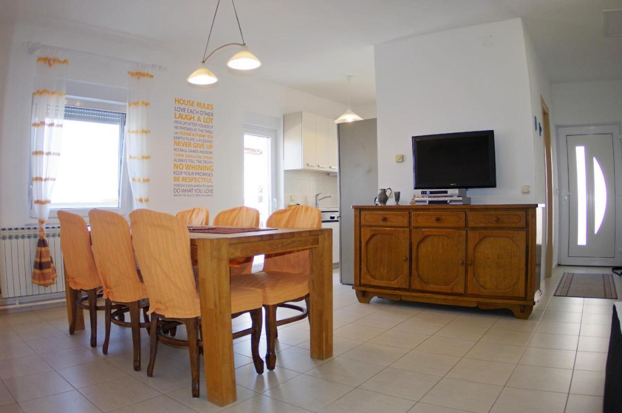 Apartment Mia Vinkuran Buitenkant foto